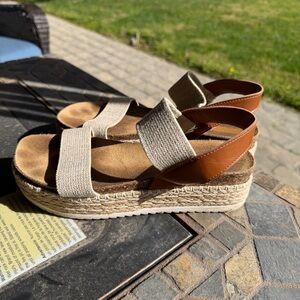 Steve Madden Cream and Brown Espadrille Sandals